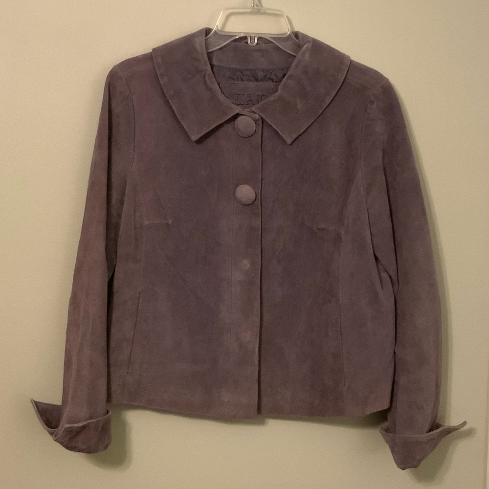 Ladies grey suede jacket like new. Sz medium